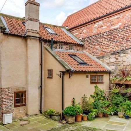 The Cow House - In The Heart Of Whitby Villa Eksteriør billede
