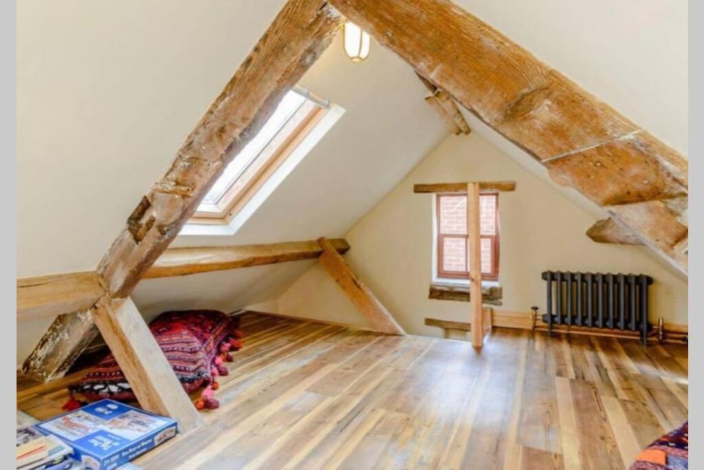 The Cow House - In The Heart Of Whitby Villa Eksteriør billede